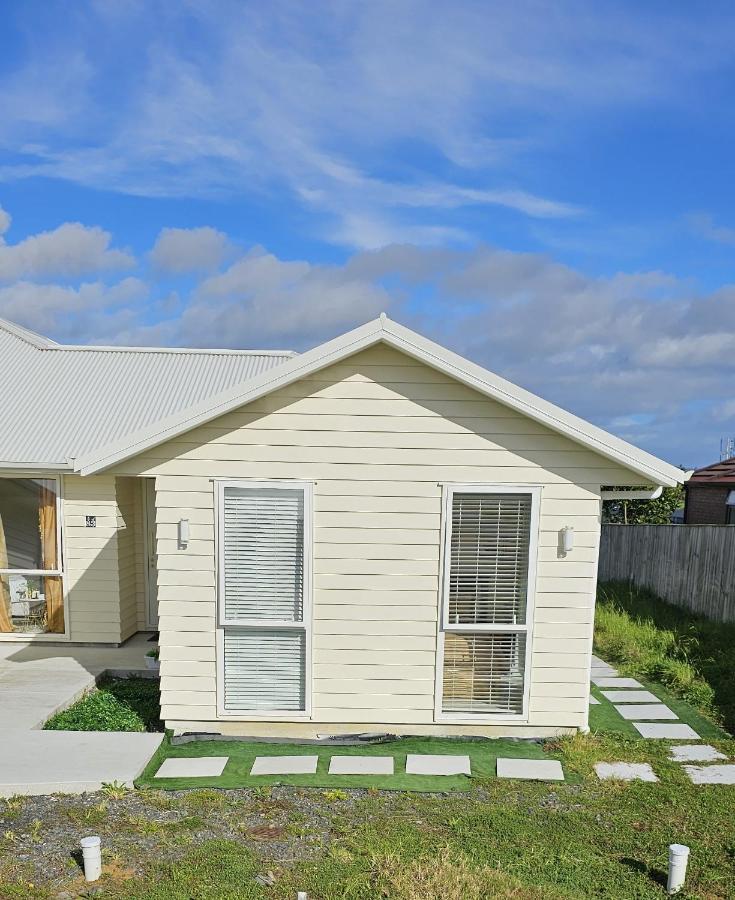 Be My Guest In Beachlands Auckland Extérieur photo